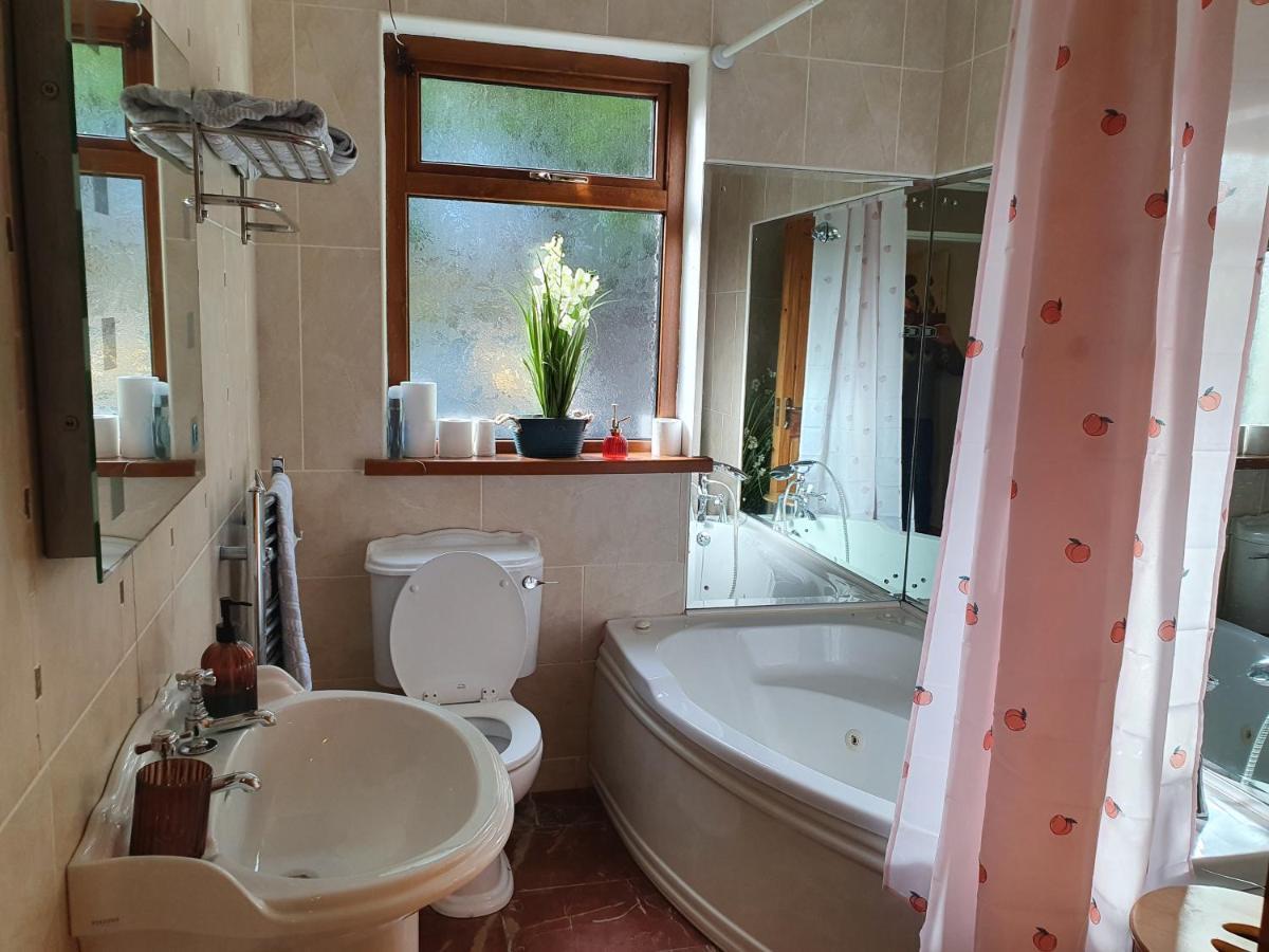 Hillcrest House Bed and Breakfast Carrick on Shannon Buitenkant foto